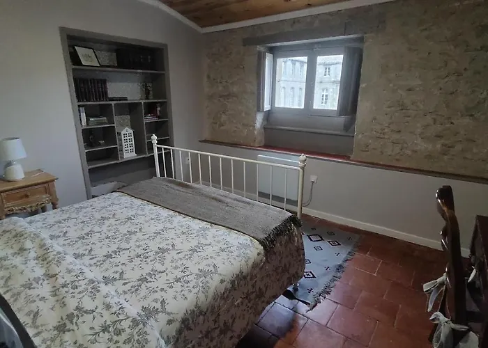 Apartment Decouvrez Ancienne Maison De Drapier Du Xvii Siecle Au Coeur De Bastide